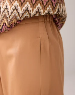 7/8 length trousers with slit