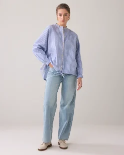 Blouse in a metallic pattern