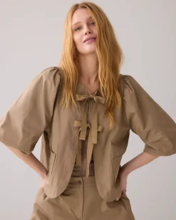 Blouse jacket with bow fastening