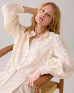 Blouse with 3D flowers