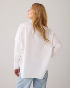 Blouse with fancy buttons