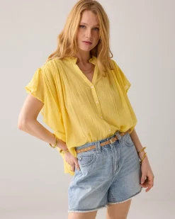 Blouse with flounce sleeves