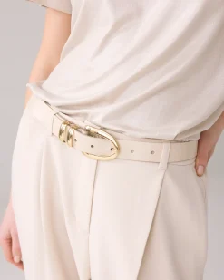 Leather belt with oval buckle