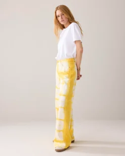 Wide tie-dye trousers
